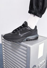 PULSE - Sneakers - black/anthracite