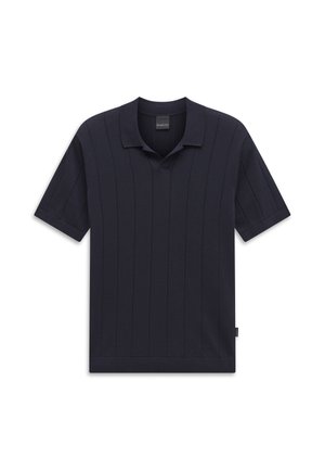 Polo blu navy a maniche corte con texture a coste verticali e colletto piegato, mostrata su sfondo bianco.