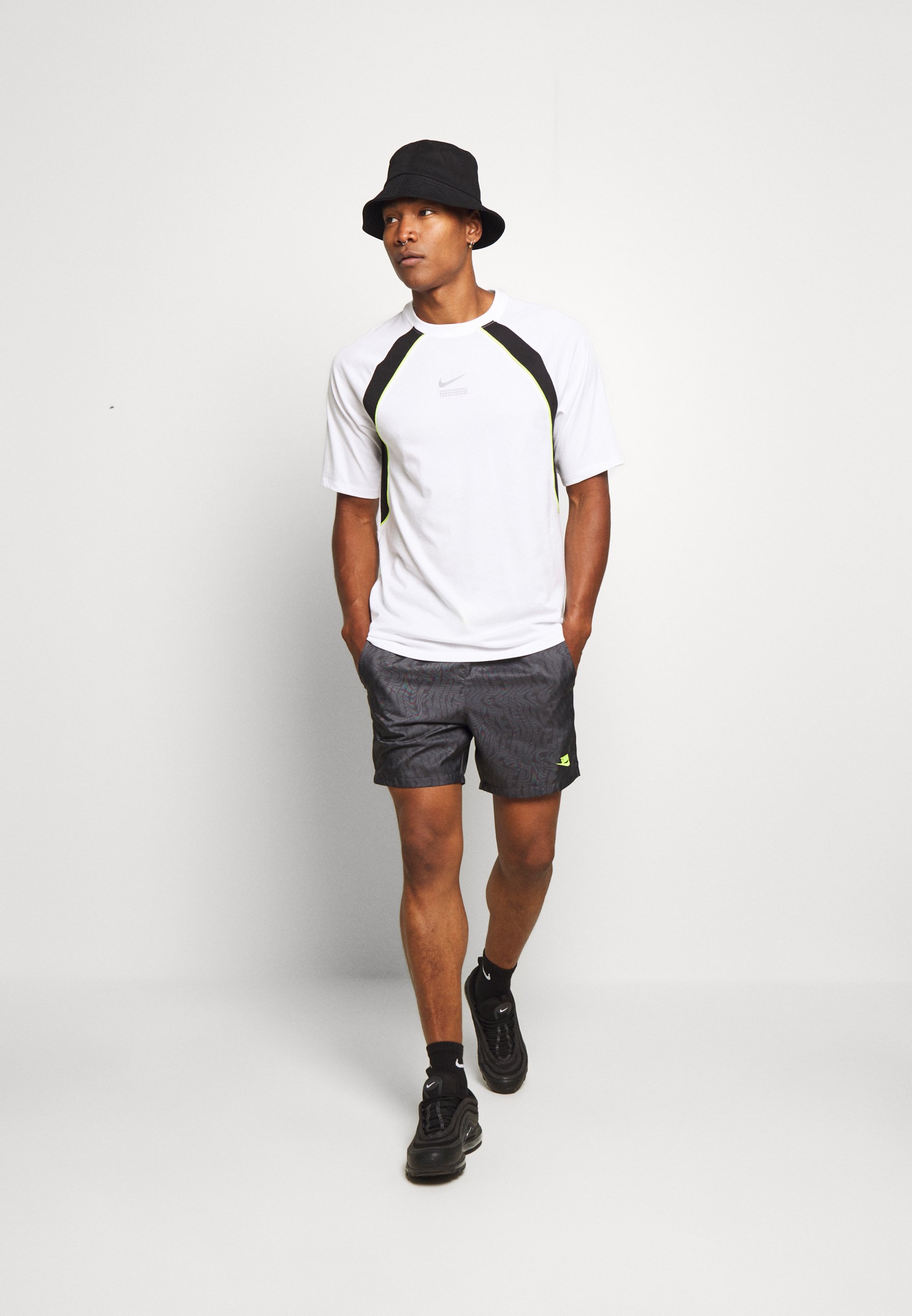 nike festival shorts in dark grey