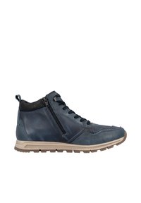 Sneaker a metà altezza in pelle nera scura con accenti neri, dotati di una cerniera laterale, chiusura con lacci e suola in gomma texturizzata.