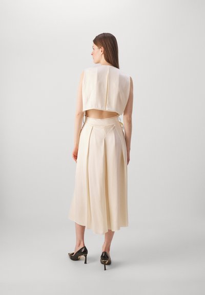 Victoria Beckham TRENCH DRESS - Kokteiļkleita/ballīšu kleita - ivory
