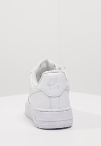Nike Sportswear AIR FORCE 1 - Sapatilhas - white