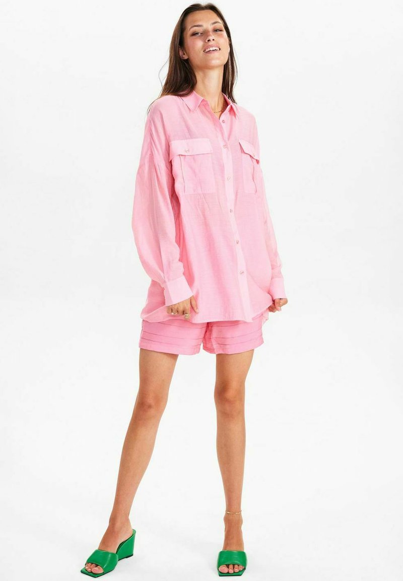 Numph Overhemdblouse donkerroze