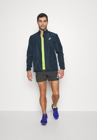 ASICS CORE JACKET - Vindjakke - french blue