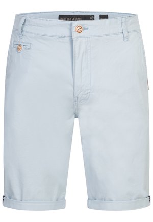 Shorts pour hommes bleu clair arrivant au genou, avec fermeture à boutons, passants pour ceinture, poches avant et ourlets retroussés.