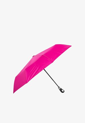 Jaskraworóżowy kompaktowy parasol z czarnym trzonkiem i zaokrągloną czarną rączką z owalnym otworem do zawieszenia lub chwytania.