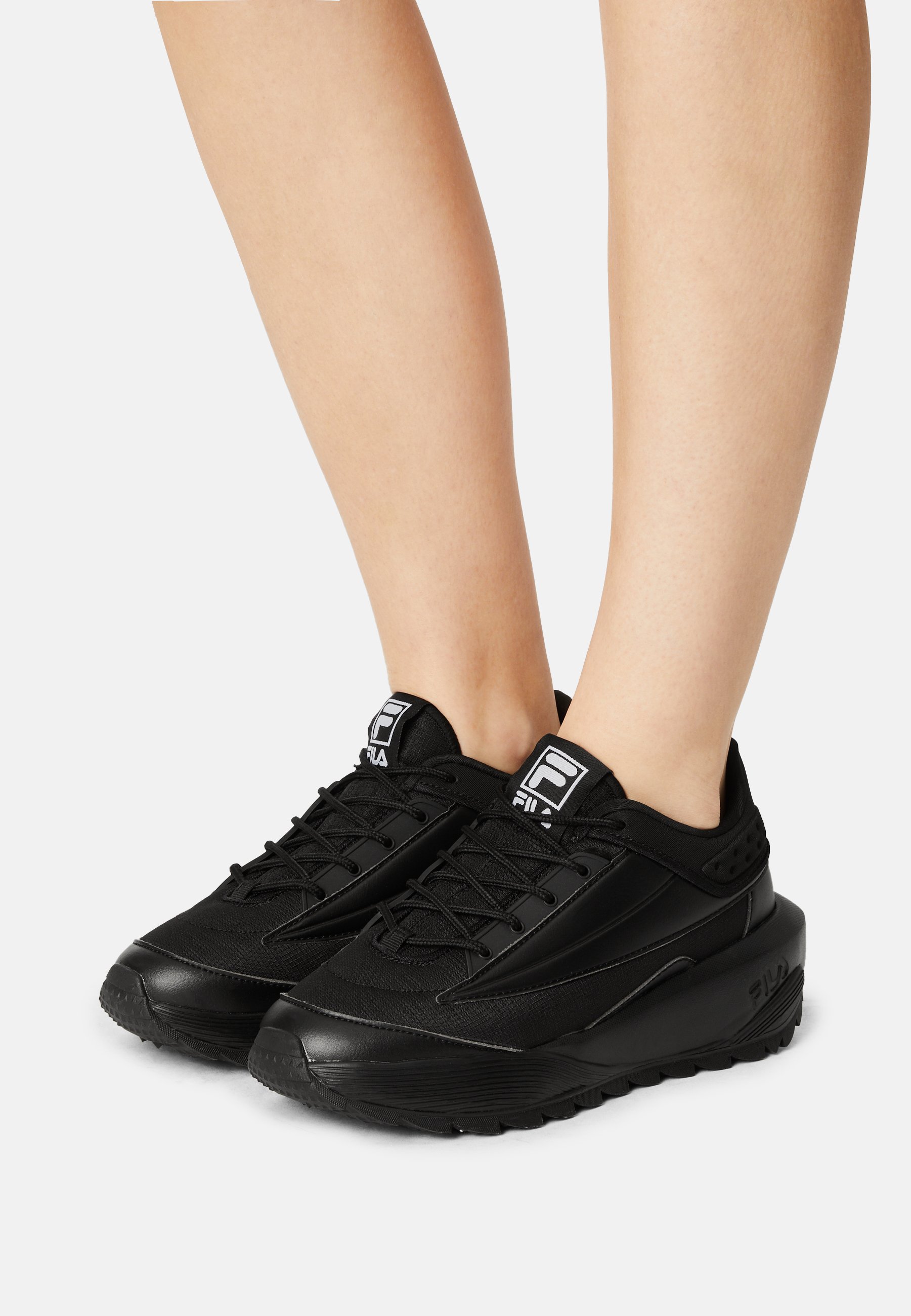 fila throcket