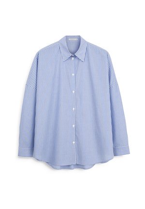 Niebiensko-biała w paski koszula z długim rękawem, z klasycznym kołnierzykiem, z przodu na guziki i zaokrąglonym dołem. Wykonana z lekkiej tkaniny o luźnym kroju.