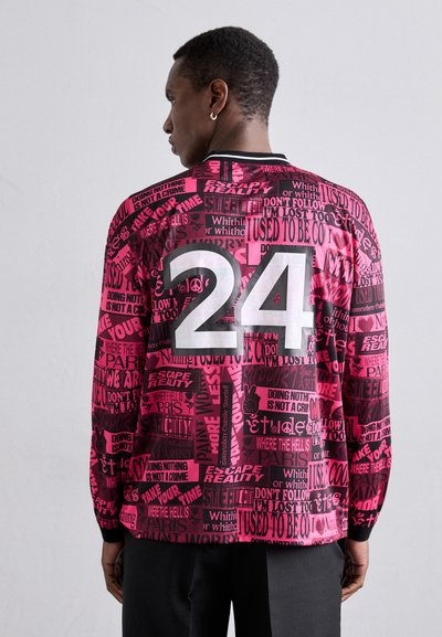 Études SOCCER - T-shirt à manches longues - fuchsia