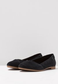 TOMS Ballerinaskor - black