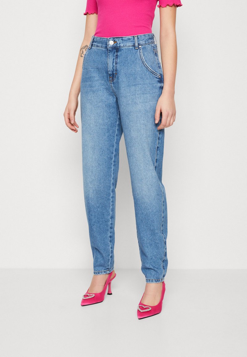 ONLY ONLTROY LIFE CARROT Jeans relaxed fit medium blue denim/blå