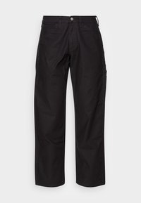 Pantalones de algodón negros con un diseño de pierna recta, estilo de cinco bolsillos y un cierre de botón metálico en la cintura. Textura suave, detalles mínimos.