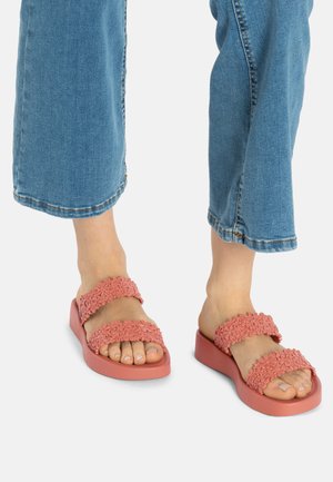 Mules - darkpink