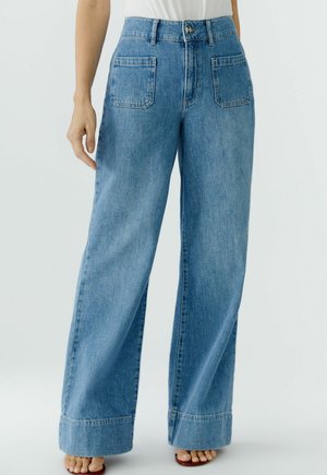 HIGH WAIST - Flared Jeans - blue
