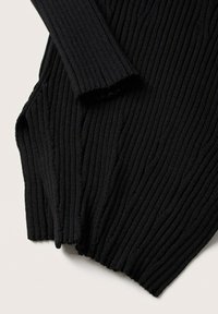 Mango Sweter