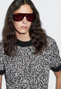 Massimo Dutti SHORT SLEEVE WITH CREW NECK - Svetr - black