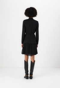 Calvin Klein STRUCTURE SLIM  - Blazer - black