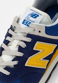 New Balance ML574 UNISEX - Sapatilhas - navy