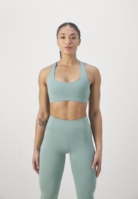 Girlfriend Collective FLOAT ELLA SCOOP BRA - Športni modrček s srednjo podporo - chinoiserie