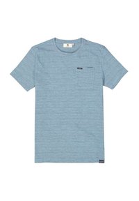 Camiseta de manga corta de color azul claro hecha de tela suave, con un bolsillo de parche en el lado izquierdo del pecho y una pequeña etiqueta en el dobladillo.