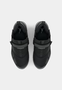 Jordan TRUNNER LX UNISEX - Baskets basses - black