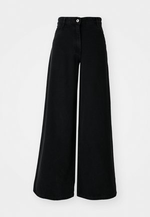 Black wide-leg pants made of denim, featuring a high waist, button closure, and side pockets. Smooth texture with a clean finish.