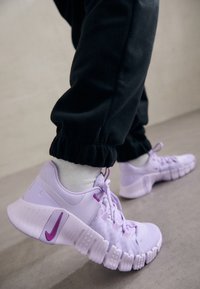 Nike Performance Training shoe - lilac bloom/vivid purple/barely grape