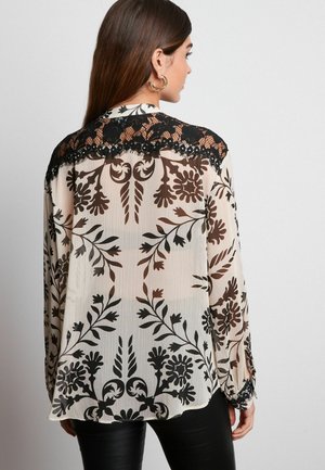 LONG SLEEVE STANDARD - Button-down blouse - white