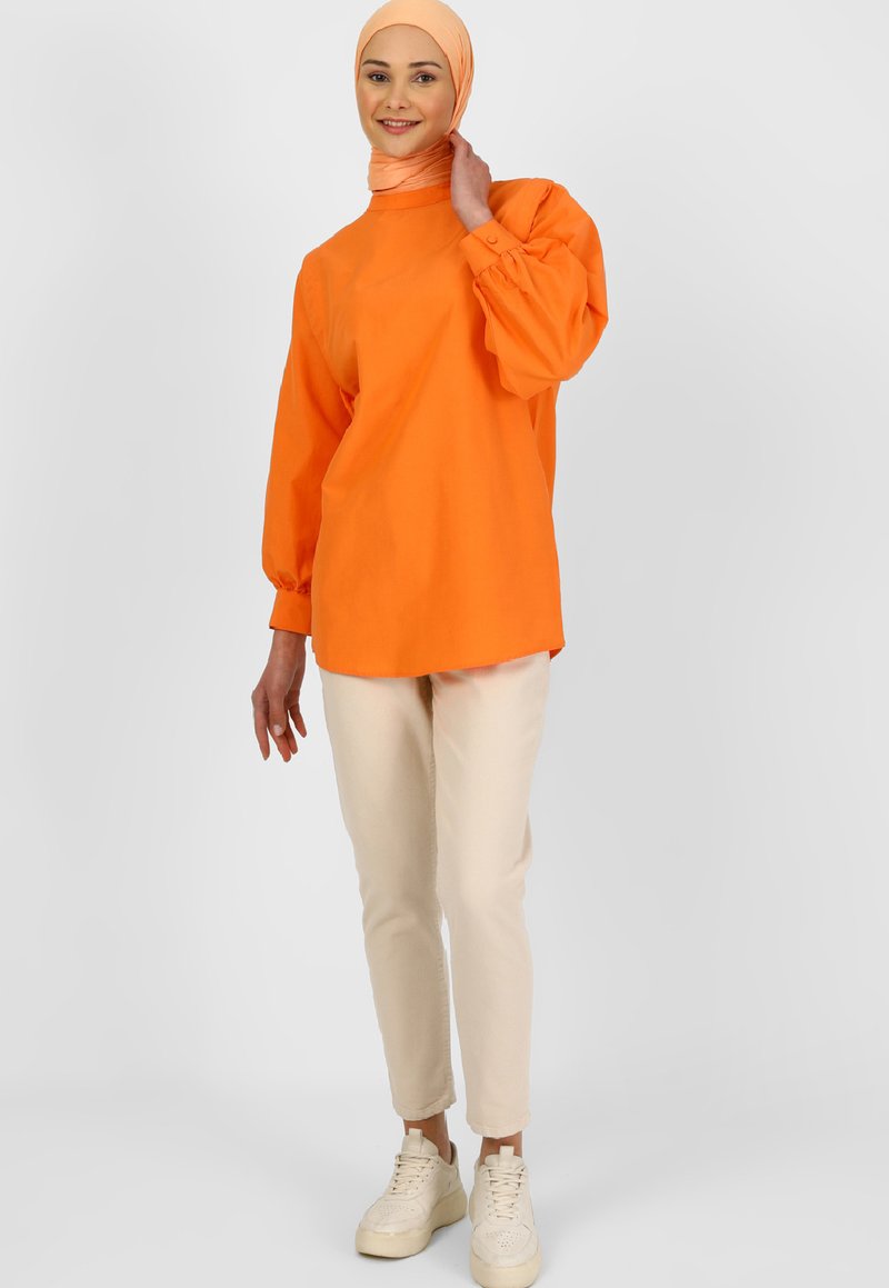 Modanisa Blouse oranje