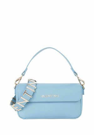Sac à main en cuir bleu au design structuré, avec une poignée supérieure et une bandoulière amovible portant le nom "VALENTINO" en lettres métalliques.