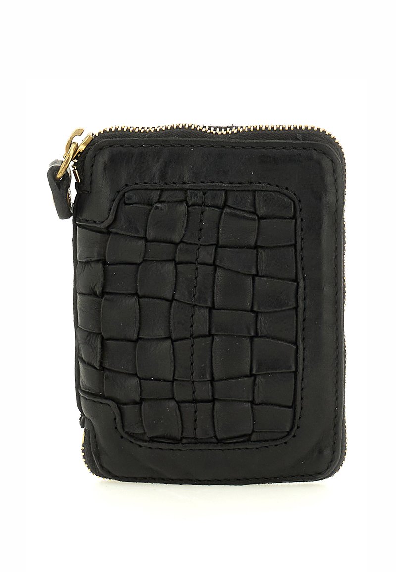 Portafoglio in pelle nera con motivo testurizzato a coccodrillo, chiusura con zip e dettagli in hardware dorato. Forma rettangolare compatta.