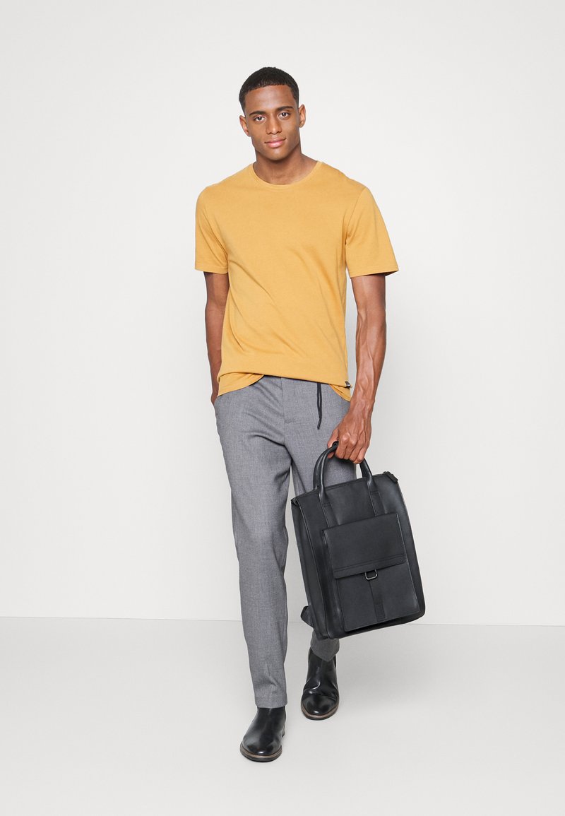 Only & Sons ONSMATT LIFE LONGY TEE  - T-shirt básica - chipmunk