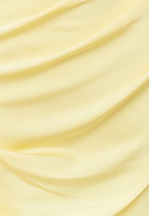 BWLDR, JUSTINA - Galajurk - whipped butter