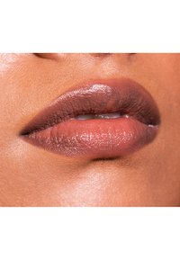 LH cosmetics FANTASTICK MULTI-USE LIPSTICK SPF15 różowy