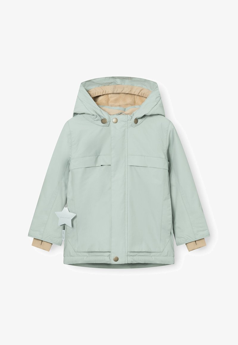 Hellgrüne Jacke mit Kapuze, gefüttert mit beige Innenfutter, zwei Fronttaschen und einem sternförmigen Akzent am Ärmel.