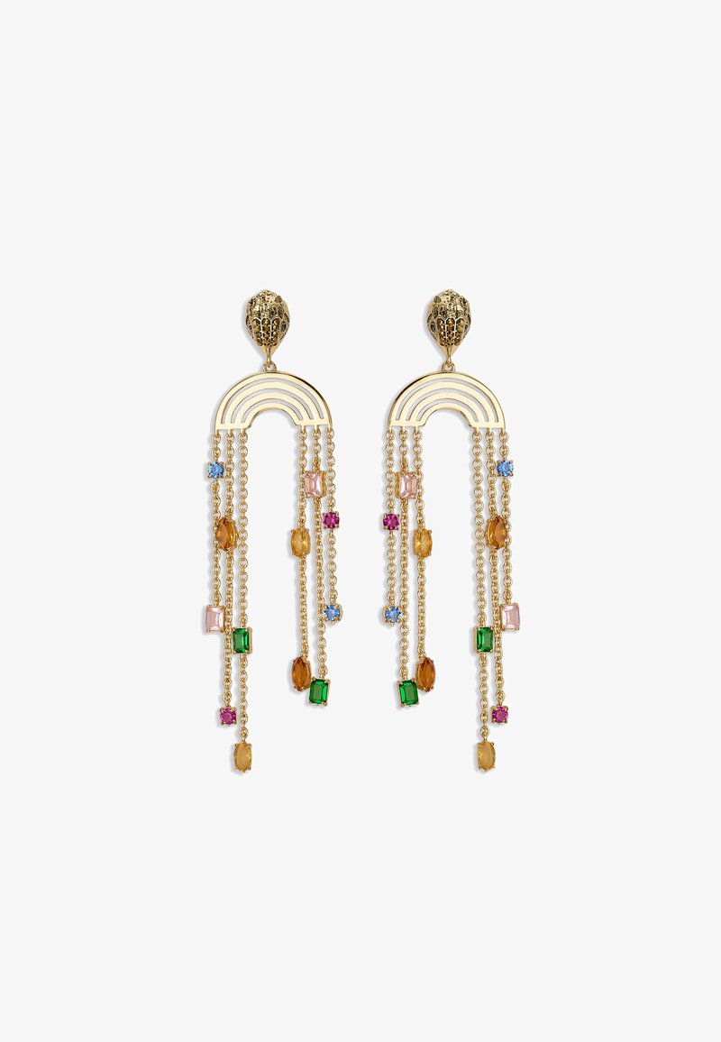 Orecchini in tono dorato con un design arcobaleno, caratterizzati da catene in cascata e varie gemme colorate in verde, blu, rosa, viola e ambra.