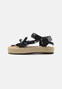 Auduma kurpes - black