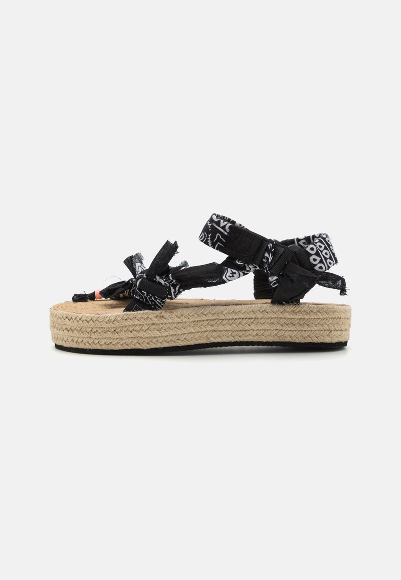 ARIZONA LOVE Loafers - black