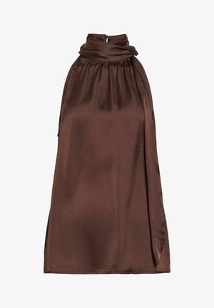 Ujjatlan barna szatén ruha magas, fodros nyakkivágással és hosszú oldal szalaggal, térdig érő, sima textúrájú.