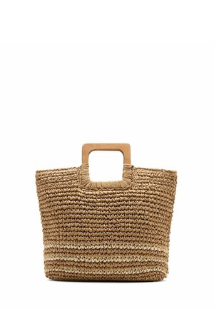 Geweven stro-tas met rechthoekige houten handvatten, voorzien van een natuurlijk beige patroon en een wijde open bovenkant.