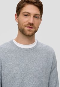 s.Oliver MIT CREW NECK - Strickpullover - schiefergrau