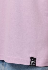 Re:Covered SPONGEBOB LIFES SWEET - Printtipaita - purple