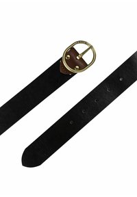 Ceinture en cuir noir avec une boucle ronde en laiton et un accent en cuir marron. Présente des trous régulièrement espacés pour l'ajustement ; les extrémités sont effilées.