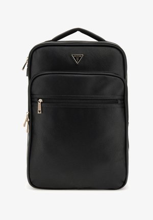 Czarny plecak wykonany z teksturowanego materiału syntetycznego, charakteryzujący się prostokątnym kształtem, dwoma zamykanymi na zamek komorami oraz akcentem w postaci logo.