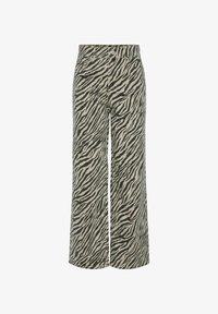 Neizvēlēts, chanterelle