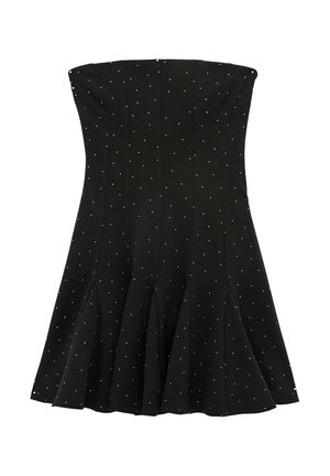 Czarna sukienka bez ramiączek w drobne białe groszki, dopasowany gorset i rozkloszowana plisowana spódnica.