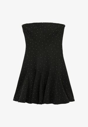 Schwarzes trägerloses Kleid mit kleinen weißen Punkten, figurbetontem Oberteil und ausgestelltem, plissiertem Rock.