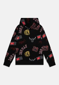 Sweat à capuche noir avec texte rouge "Jordan" et "23", logos Jumpman rouges, têtes de taureaux des Chicago Bulls, bagues de championnat dorées, et motifs script "Flight".