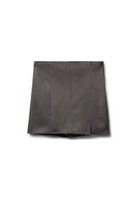 Mini-jupe en faux suède gris avec une texture lisse, une coupe droite et des coutures visibles allant verticalement, avec un léger évasement à l'ourlet.