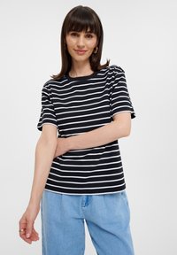 Greenpoint - T-shirt z nadrukiem